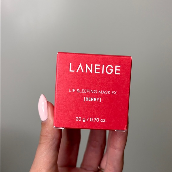 LANEIGE Lip Sleeping Mask - Berry FULL SIZE - Picture 4 of 8